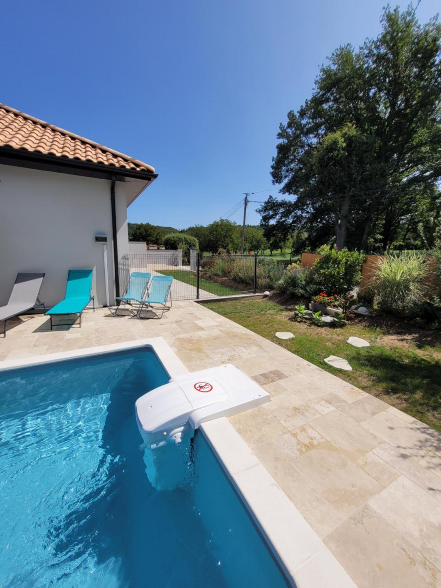 Maison Neuve Bord De Dordogne Lanzac Exterior photo